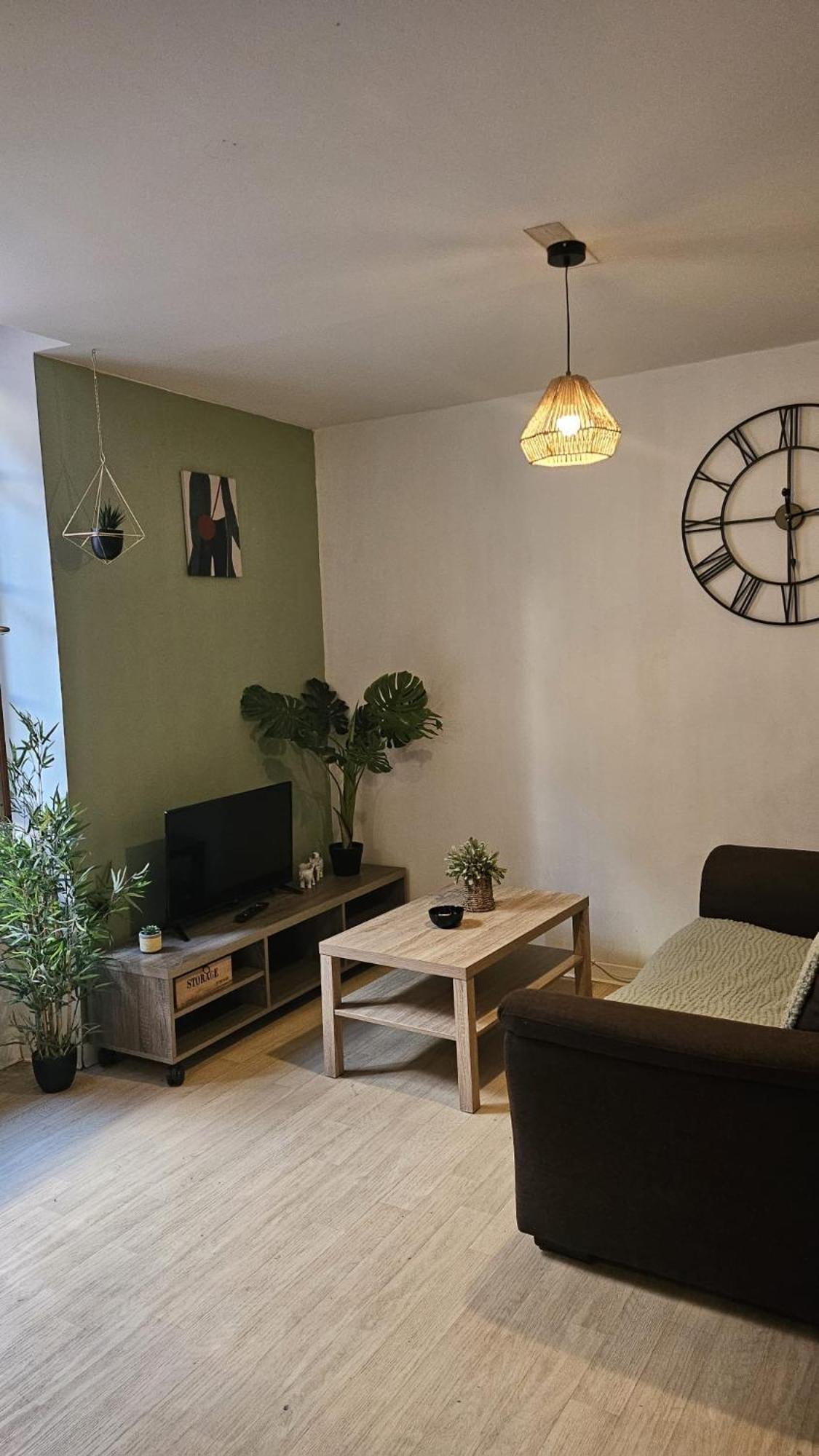 49 Studio Centre-Ville Box A Bagages Gratuits Carcassonne Exterior foto