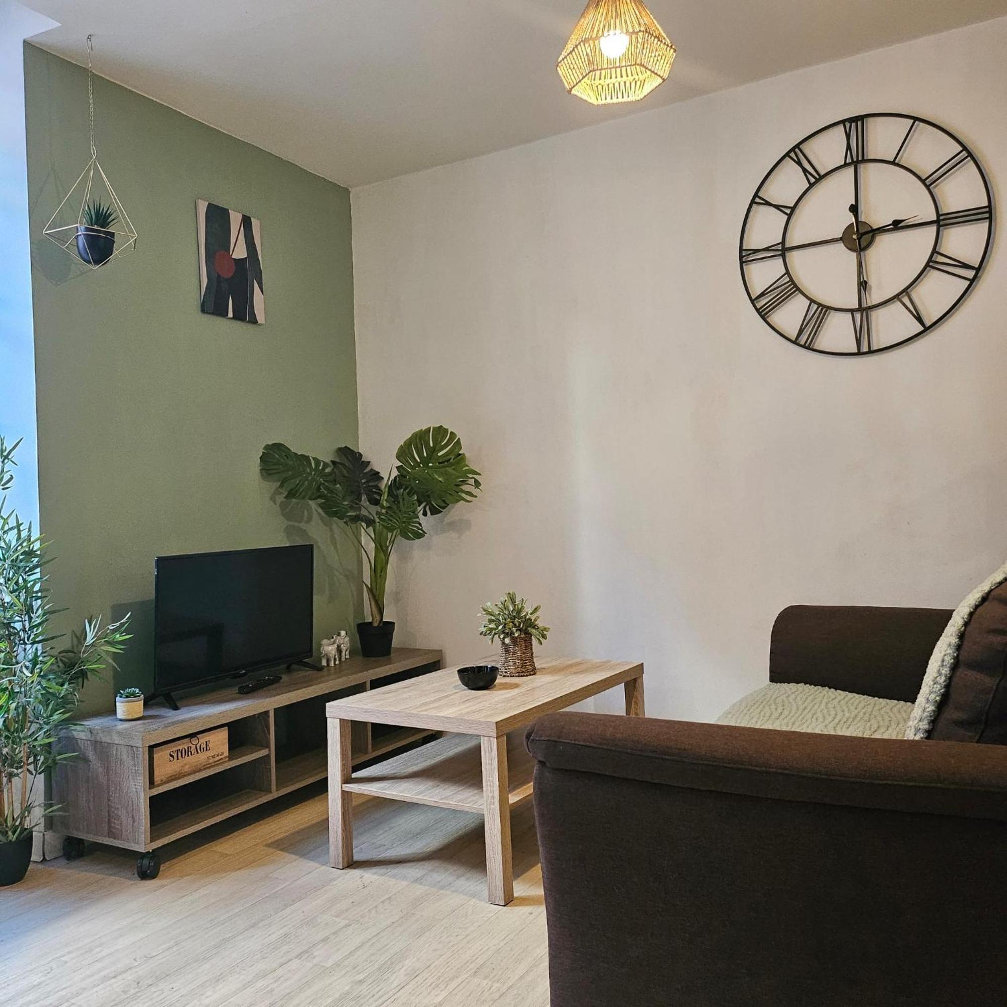 49 Studio Centre-Ville Box A Bagages Gratuits Carcassonne Exterior foto