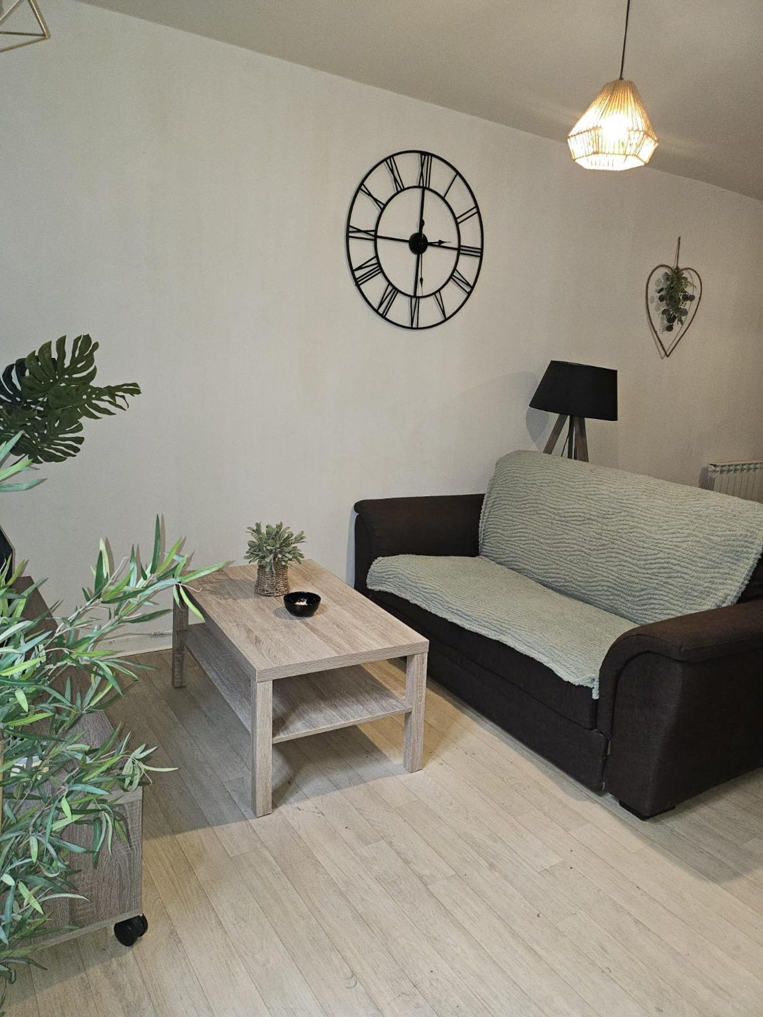 49 Studio Centre-Ville Box A Bagages Gratuits Carcassonne Exterior foto